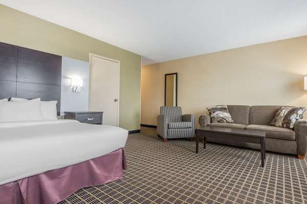  - Quality Inn & Suites Downtown Windsor