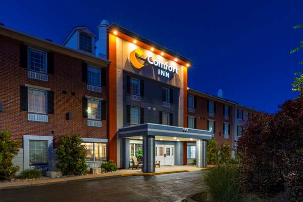 Exterior view - Comfort Inn Sarnia