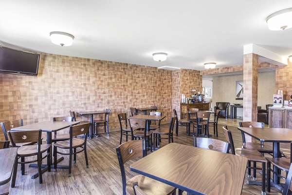 Amenities - Comfort Inn Gander