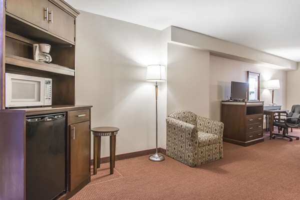  - Econo Lodge Orillia