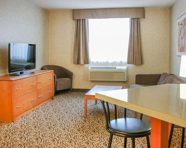  - Quality Inn Winnipeg
