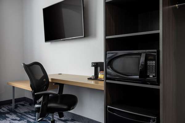  - Quality Inn Winnipeg