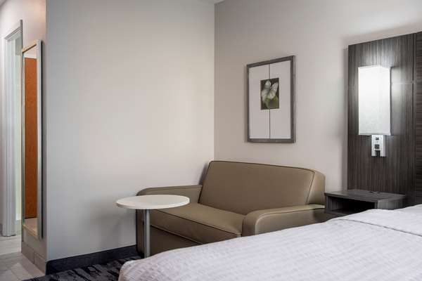 - Quality Inn Winnipeg