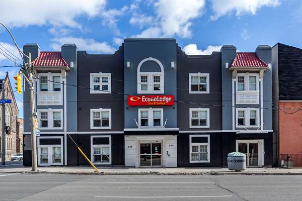 Exterior view - Econo Lodge Inn & Suites Toronto