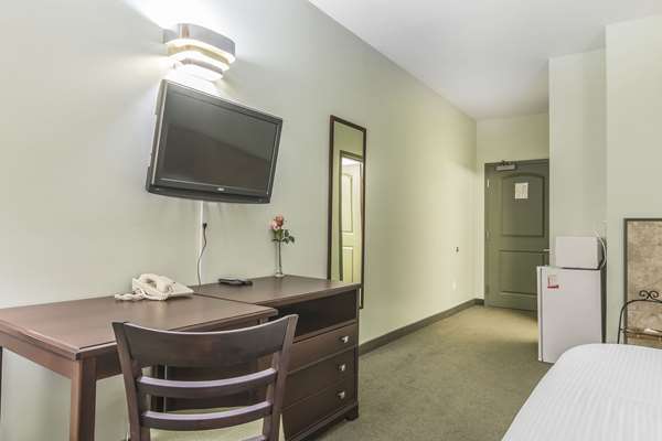  - Econo Lodge Huntsville