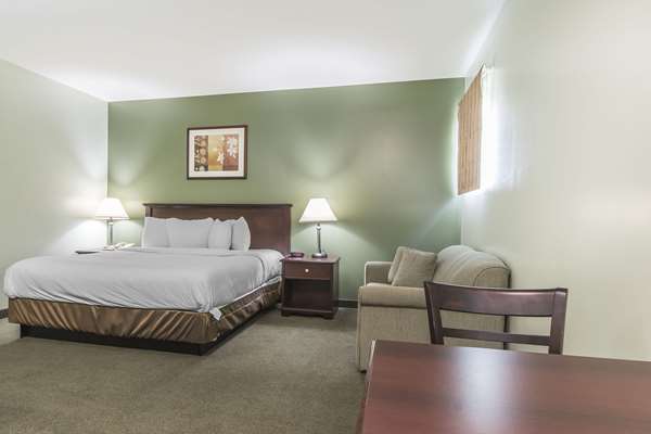  - Econo Lodge Huntsville