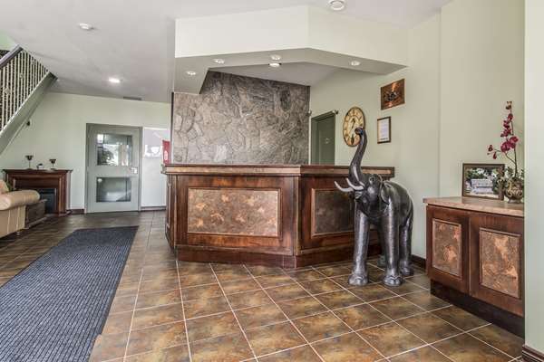  - Econo Lodge Huntsville