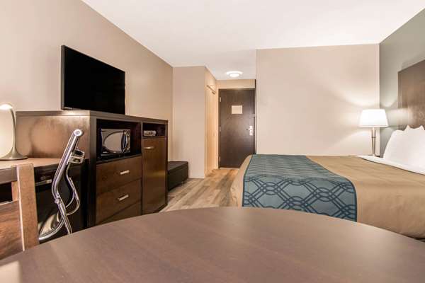  - Econo Lodge Inn St Apollinaire