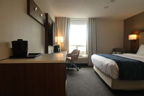  - Comfort Inn & Suites Ingersoll