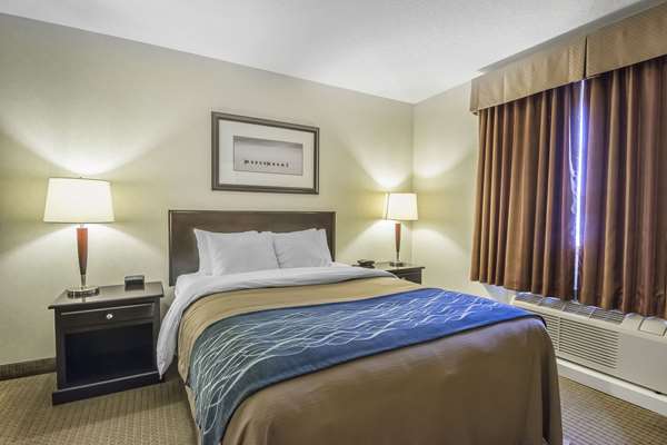  - Comfort Inn & Suites Edson