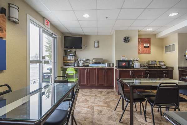 Amenities - Comfort Inn & Suites Edson