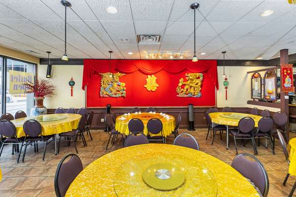 Restaurant - Comfort Inn & Suites Edmonton