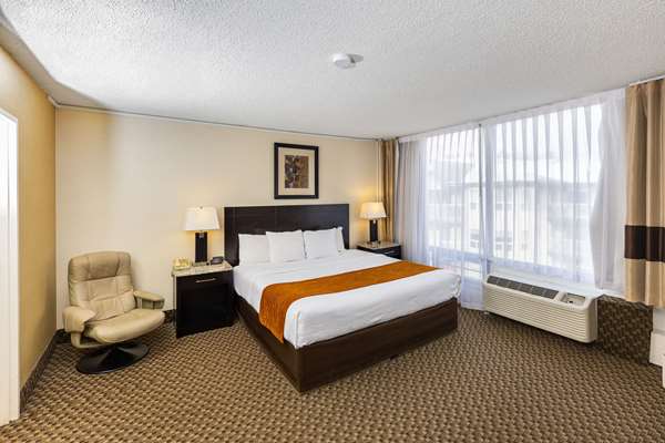  - Comfort Inn & Suites Edmonton