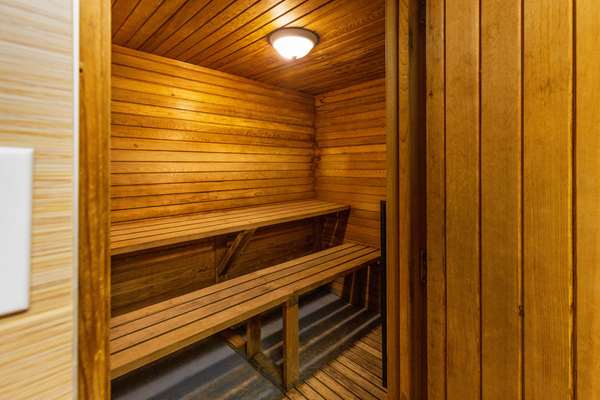 Spa - Comfort Inn & Suites Edmonton