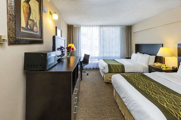  - Comfort Inn & Suites Edmonton