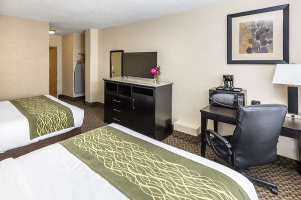  - Comfort Inn & Suites Edmonton
