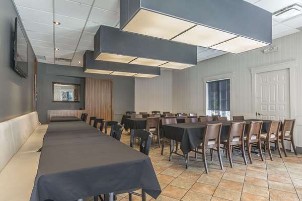  - Comfort Inn St Georges de Beauce