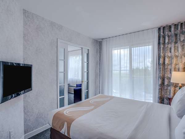 Suite - Quality Suites Ste Anne De Beaupre