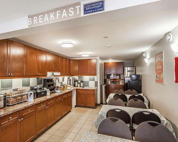 Amenities - Econo Lodge Inn & Suites Drumheller