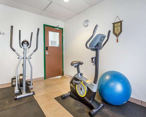 Fitness/ Exercise Room - Quality Inn & Suites Lethbridge