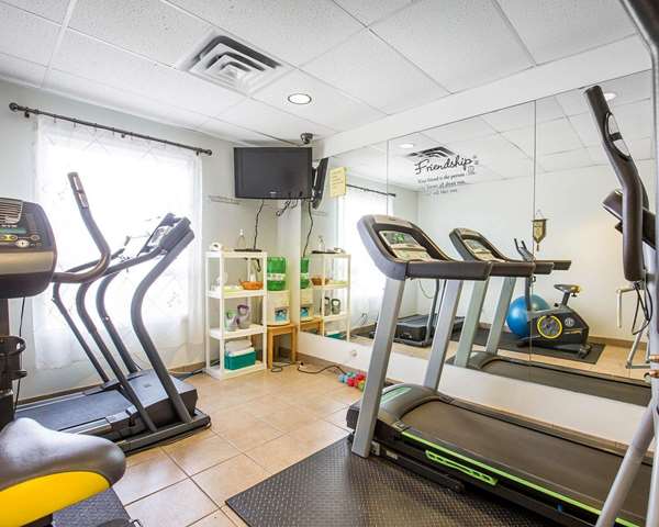 Fitness/ Exercise Room - Quality Inn & Suites Lethbridge