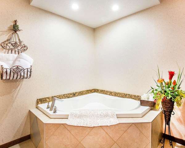  - Quality Inn & Suites Lethbridge