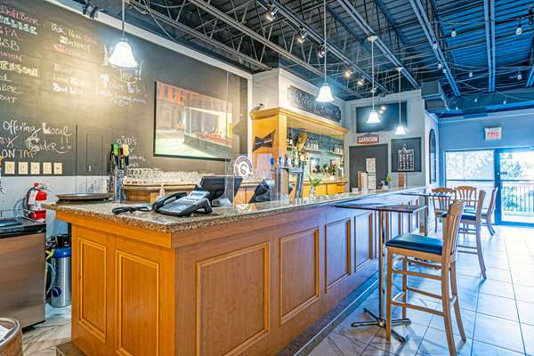 Restaurant - Quality Inn Halifax Airport Goffs