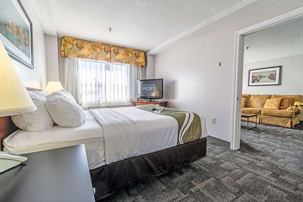 Suite - Quality Inn Halifax Airport Goffs