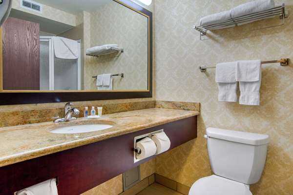  - Comfort Inn & Suites St Nicolas
