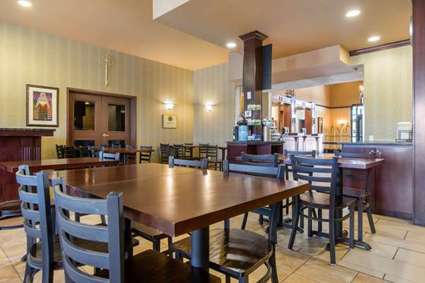 Amenities - Comfort Inn & Suites St Nicolas