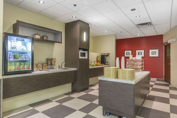 Amenities - Quality Hotel & Conference Centre Campbellton