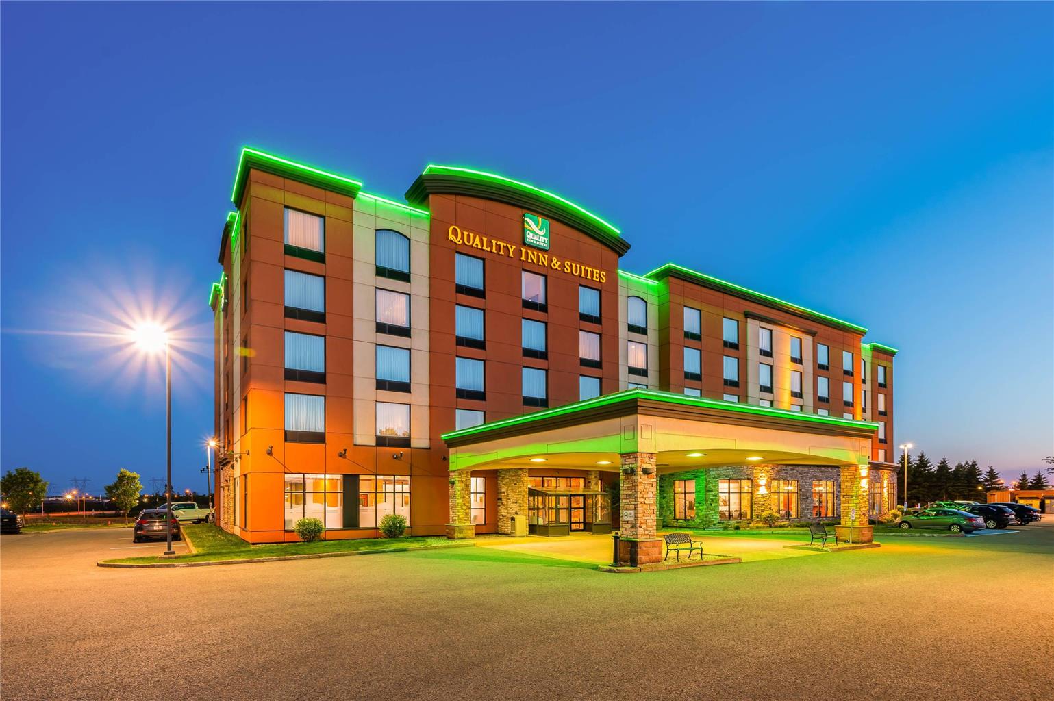 Quality Inn & Suites Levis