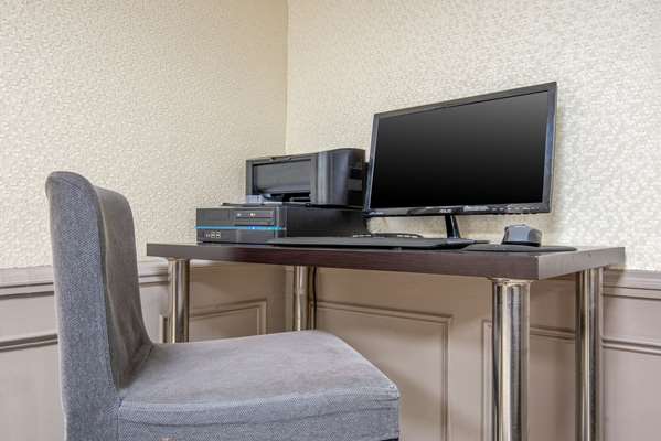 Conference Area - Quality Inn & Suites Niagara Falls