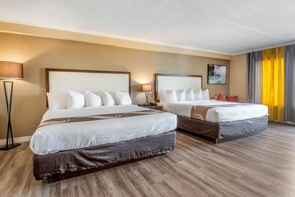 Suite - Quality Inn & Suites Niagara Falls