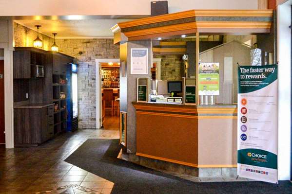  - Rodeway Inn Pres du Lac Grand Falls