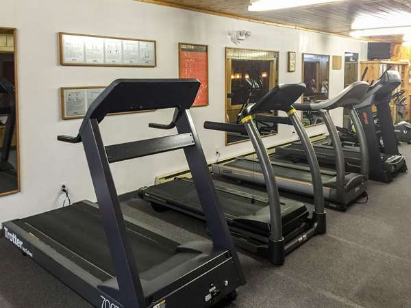 Fitness/ Exercise Room - Rodeway Inn Pres du Lac Grand Falls