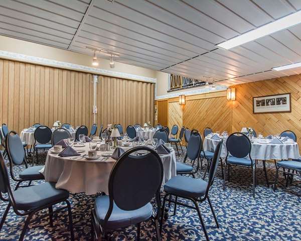  - Rodeway Inn Pres du Lac Grand Falls