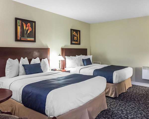  - Quality Inn Mont Laurier