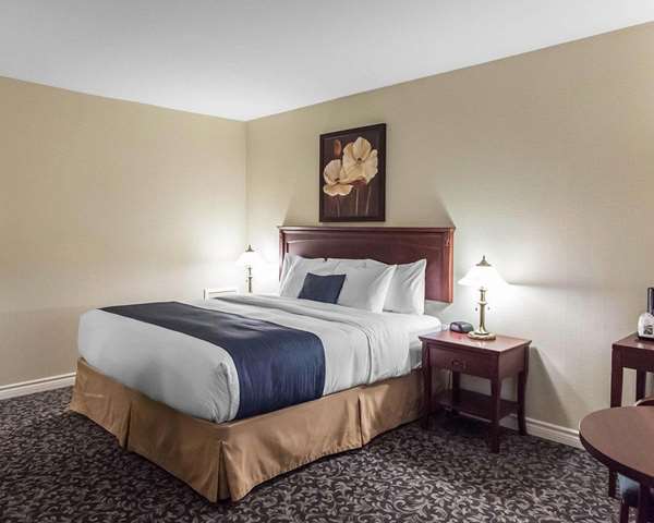  - Quality Inn Mont Laurier