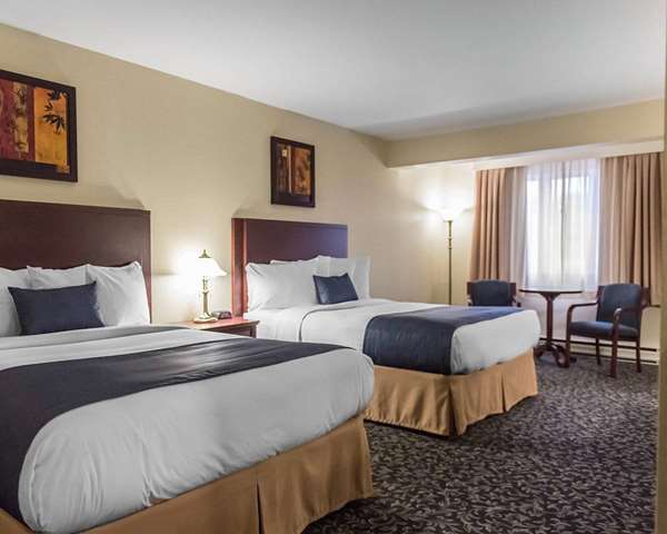  - Quality Inn Mont Laurier