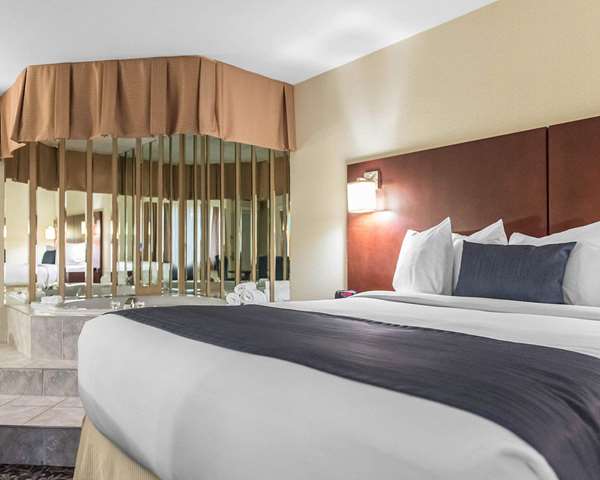  - Quality Inn Mont Laurier