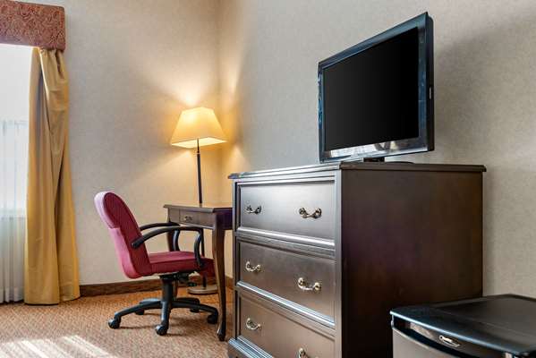  - Quality Inn Sarnia
