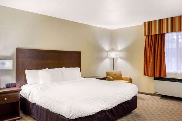  - Quality Inn Winkler