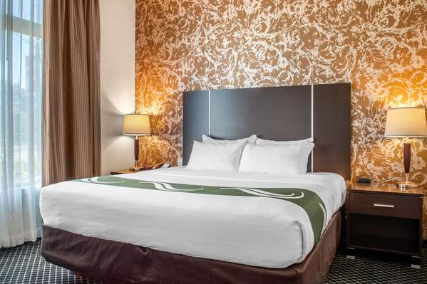 Suite - Quality Inn & Suites Petawawa