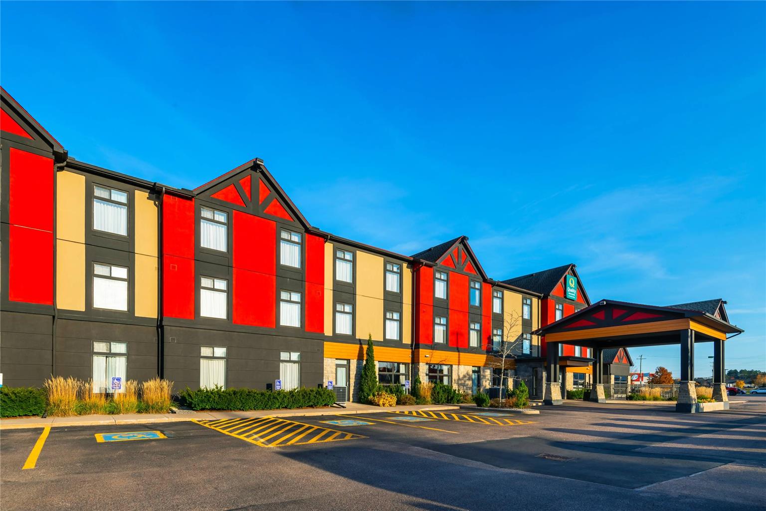 Quality Inn & Suites Petawawa