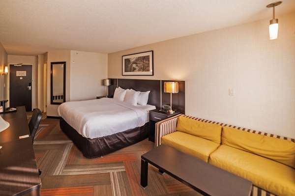  - Quality Hotel Burlington
