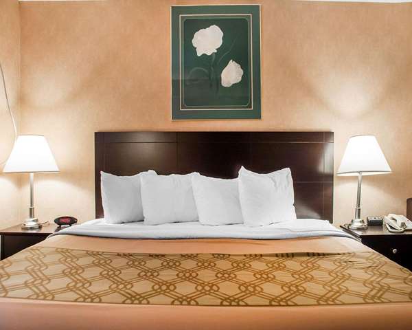  - Econo Lodge Woodstock