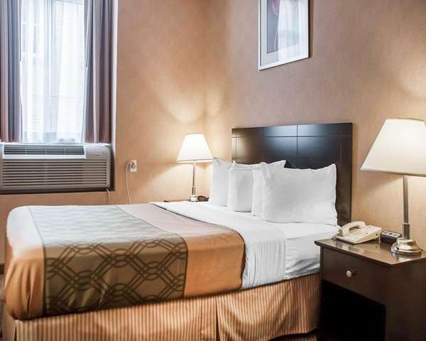  - Econo Lodge Woodstock