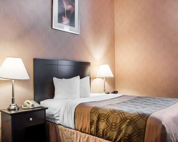  - Econo Lodge Woodstock