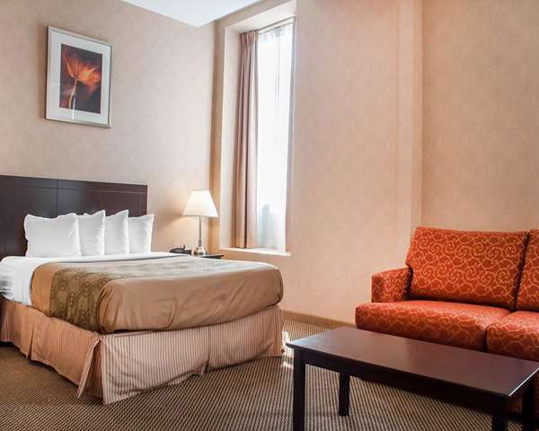  - Econo Lodge Woodstock